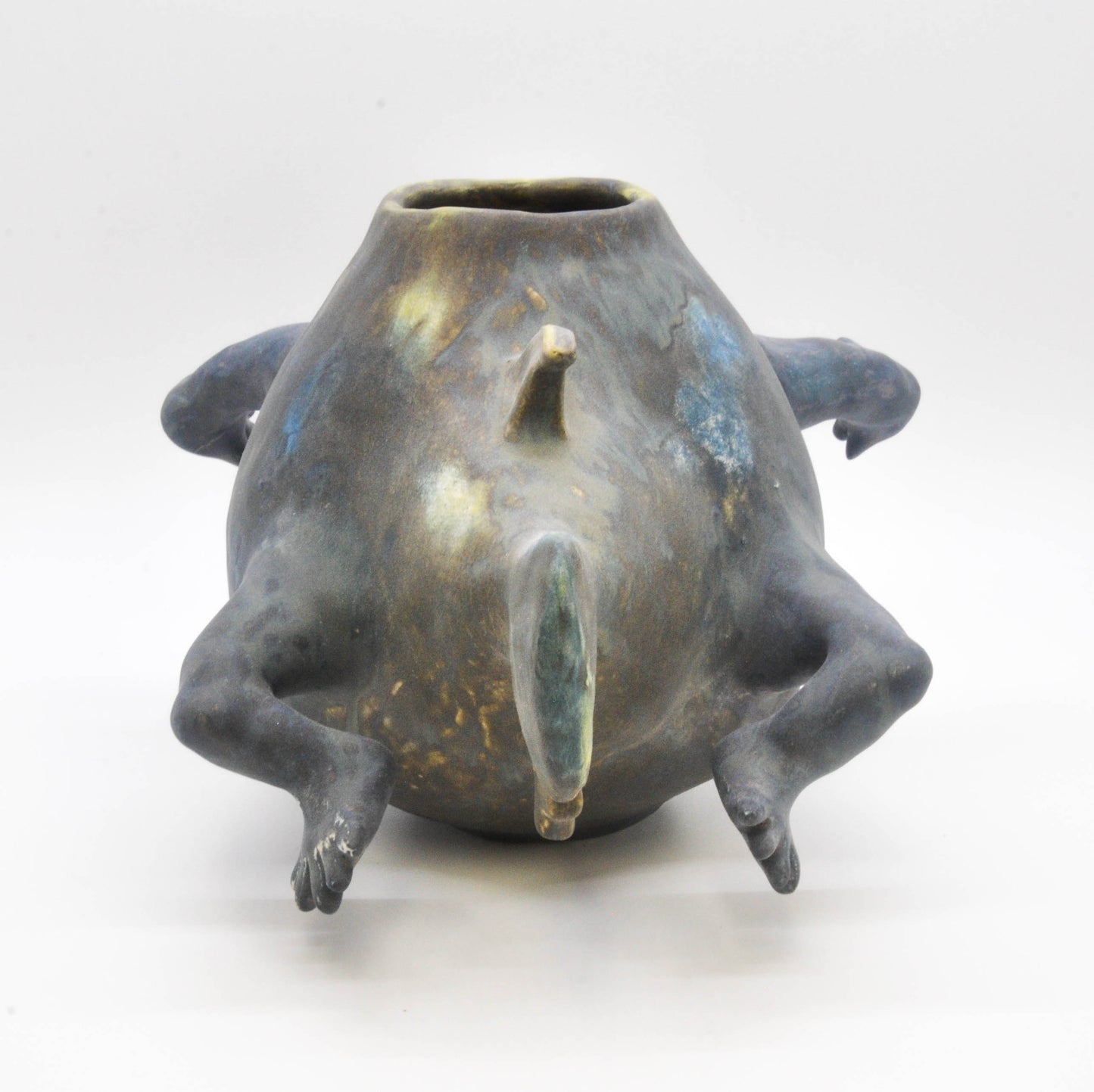 De Brazza Mutant Monkey Fish Vase